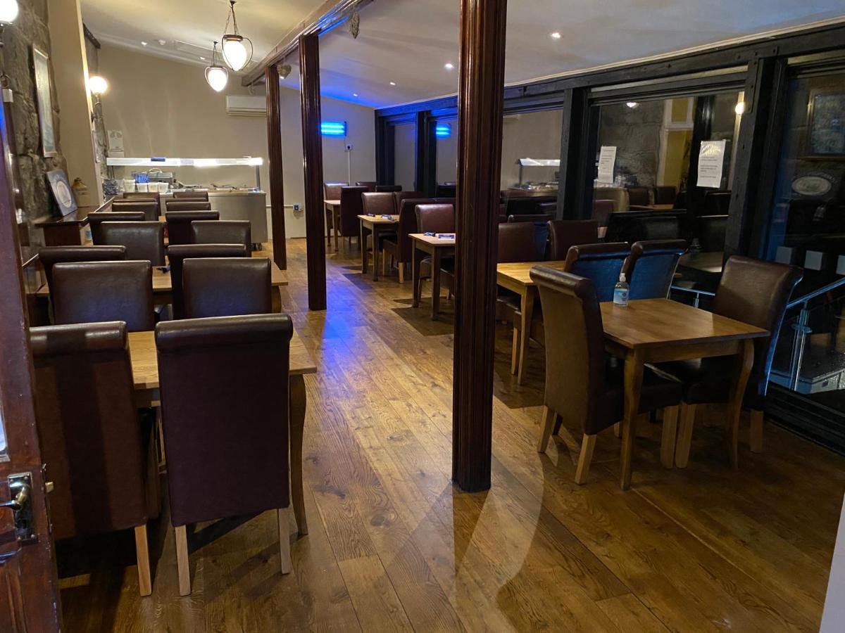 Inn Grapes Hotel, Bar & Restaurant Snowdonia Nr Zip World 4*